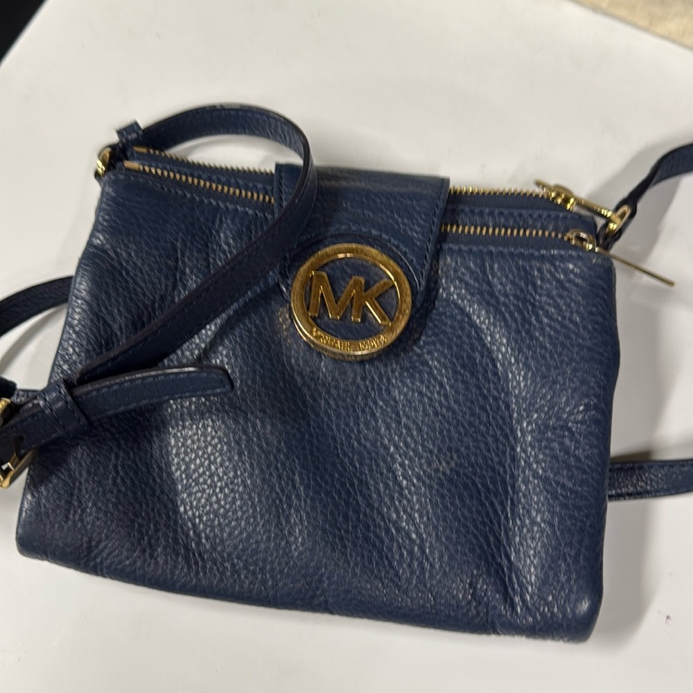 MK cross body